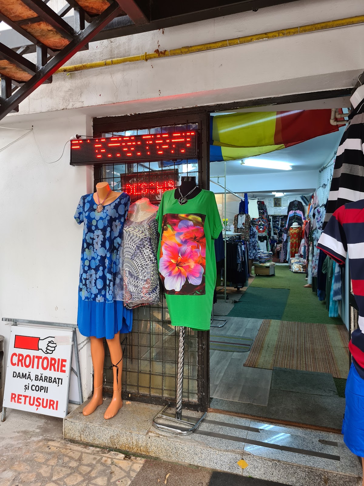 Croitorie Retusuri Veronica